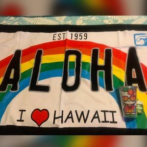 Hawai’i Beach Towel w/Hello Kitty Cup!